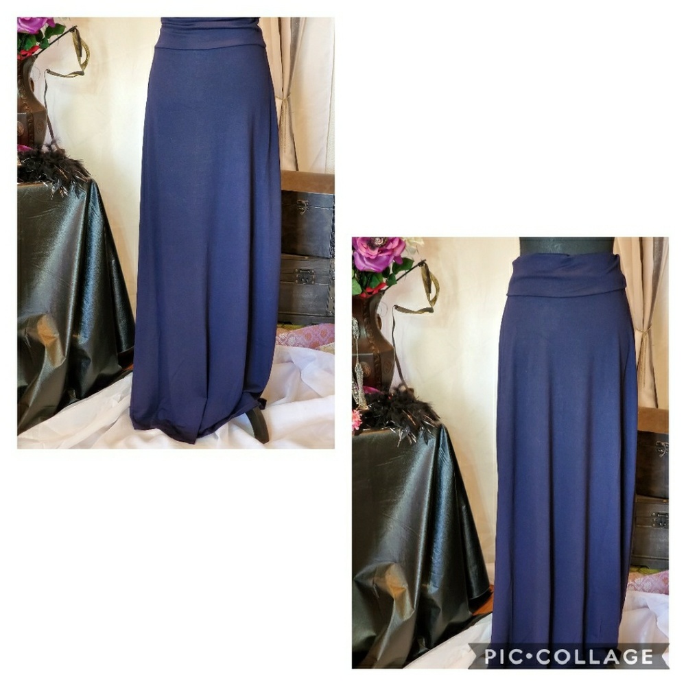 Last 1 NEW Plus Size NAVY Maxi Skirt - Picture 5 of 5